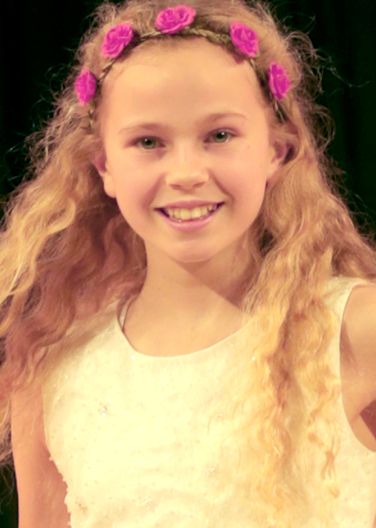 Nele S.