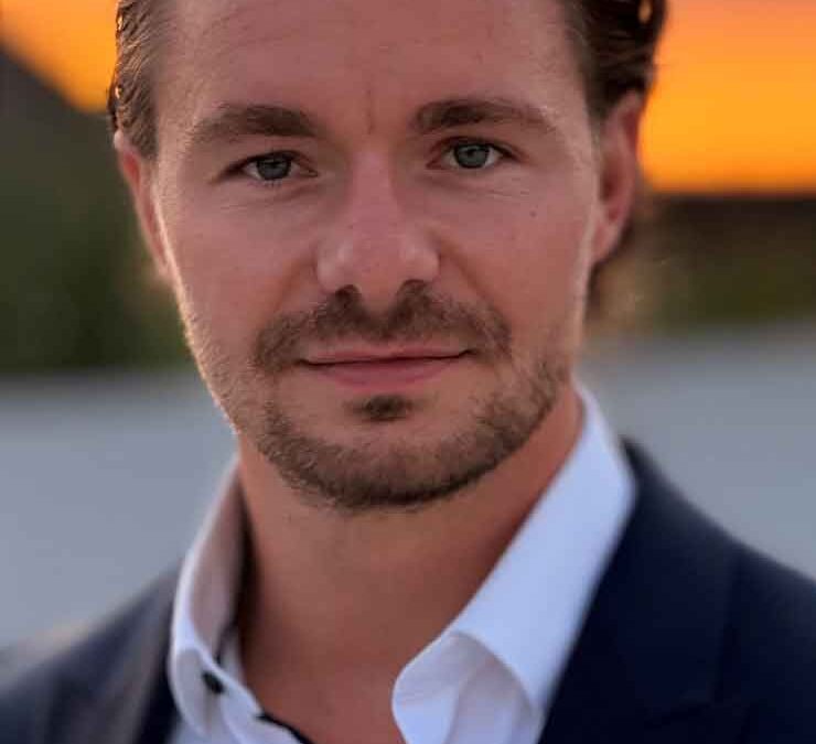 Dennis H.