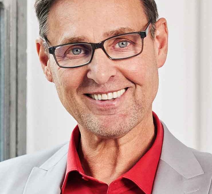 Ralf M.